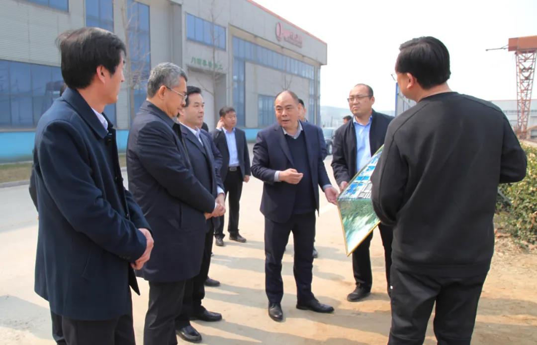 Gu Jianhua, deputy director of the Standing Committee of the Municipal People's Congress, visited Baolongda to connect service projects