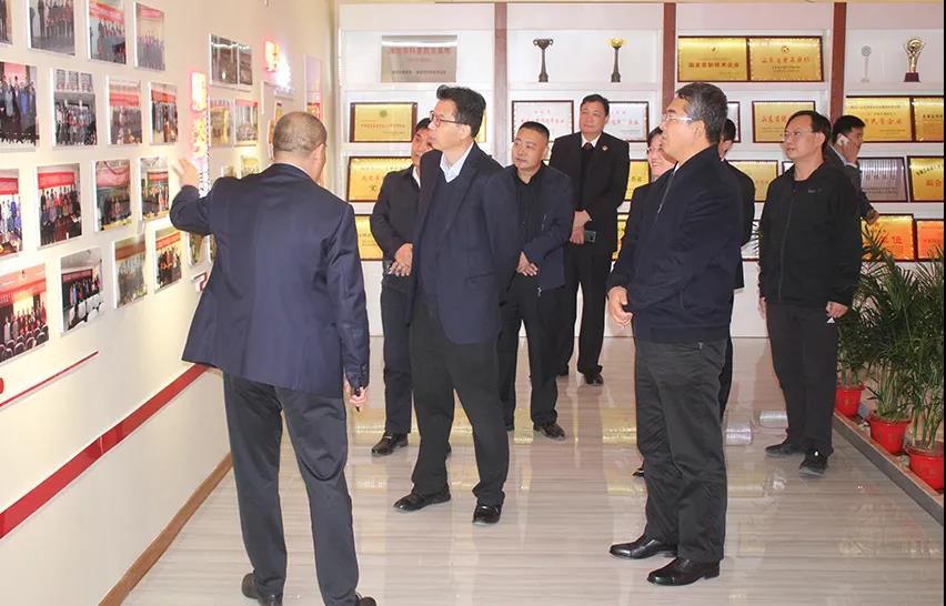 Weifang City People’s Procuratorate Party Secretary and Chief Prosecutor Tao Weidong and his entourage visited Baolongda Industrial Group for research and guidance